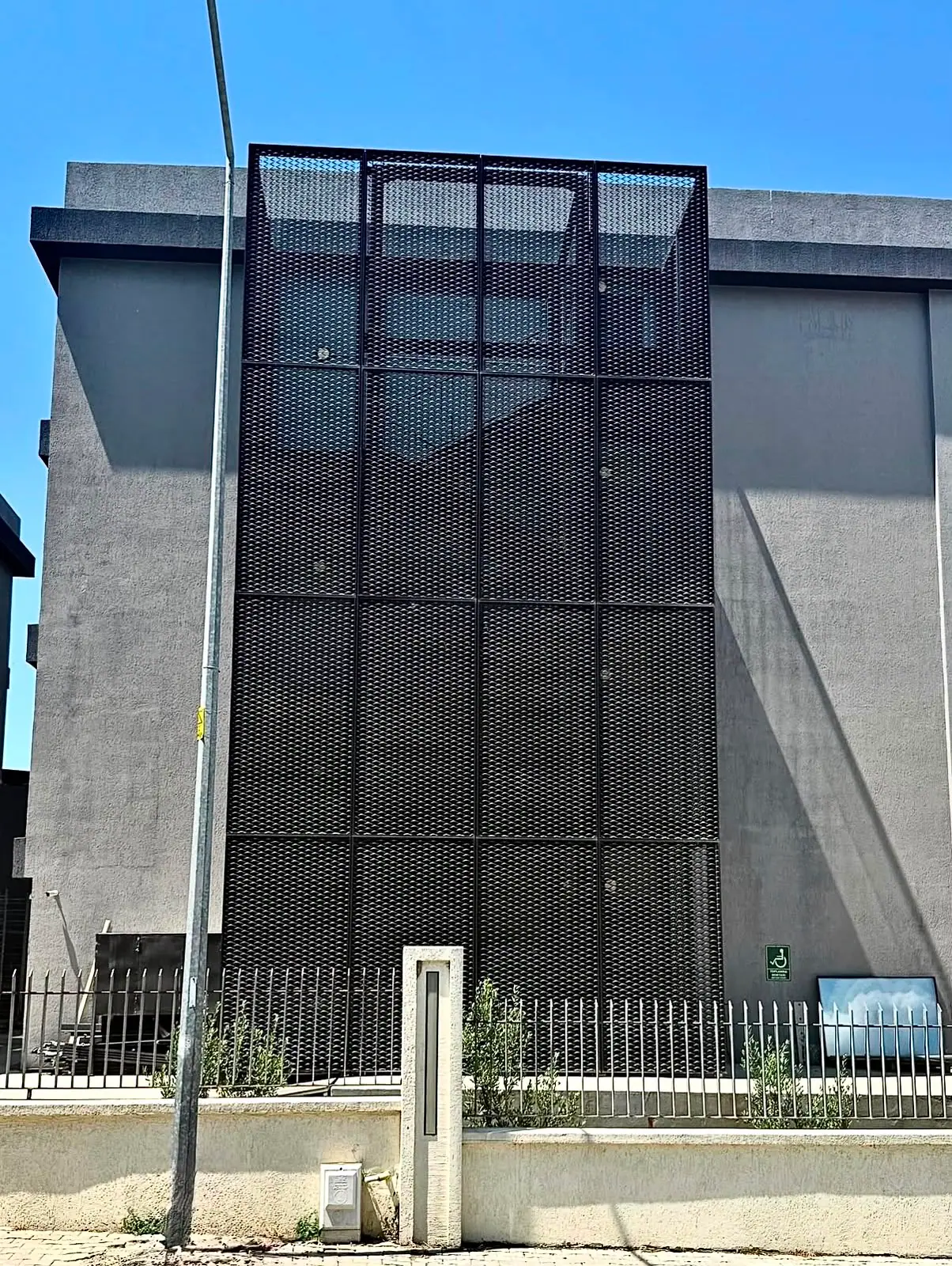 İzmir Valilik Binası